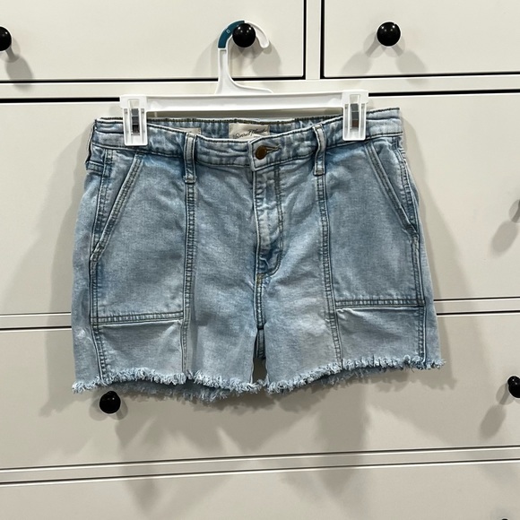 Denim Frayed Shorts - Picture 5 of 7